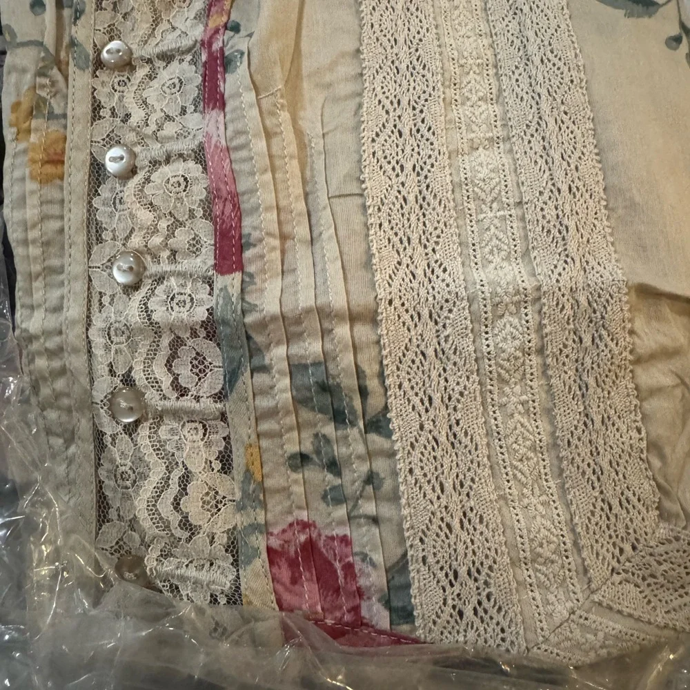 Torrid Festi Lace Tie Front Tanks - Picture 10 of 10